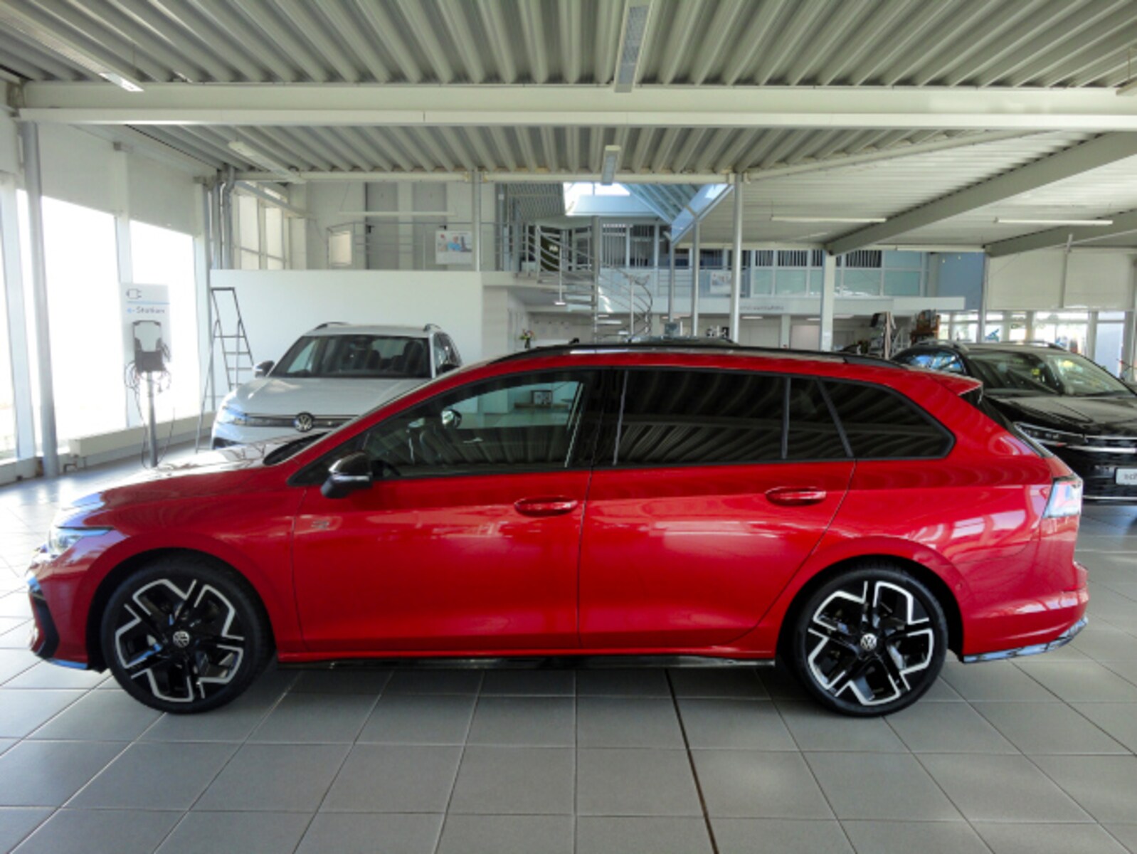Volkswagen Golf Variant – Bild 2