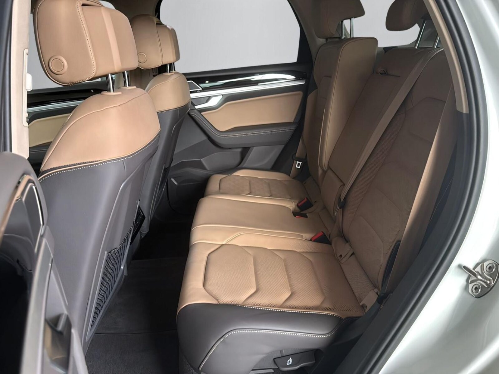 Volkswagen Touareg – Bild 14