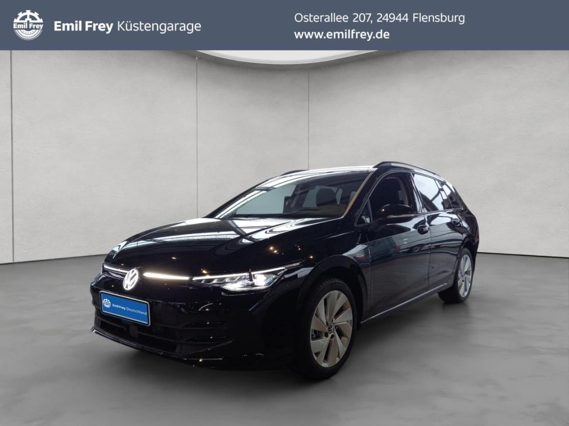 Volkswagen Golf Variant 2025 — Golf Variant Life 1,5 l TSI 6-Gang NAVI HUD SHZ LED