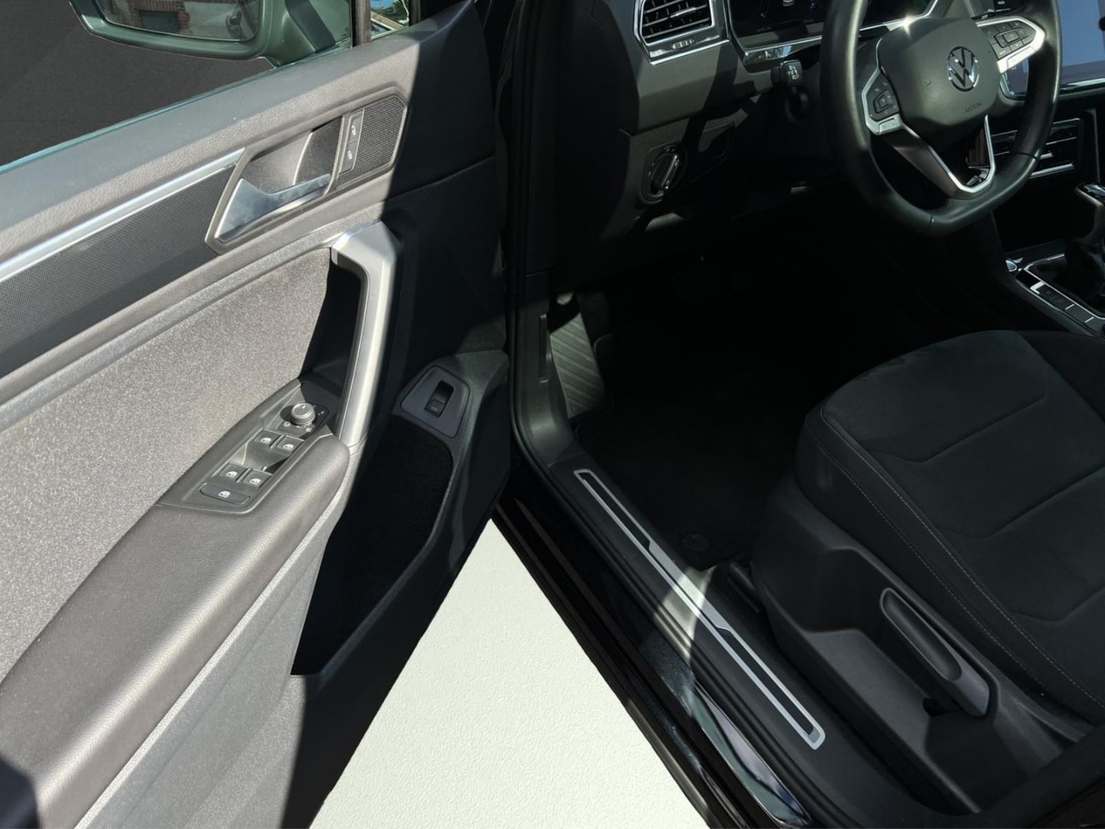 Volkswagen Tiguan – Bild 11