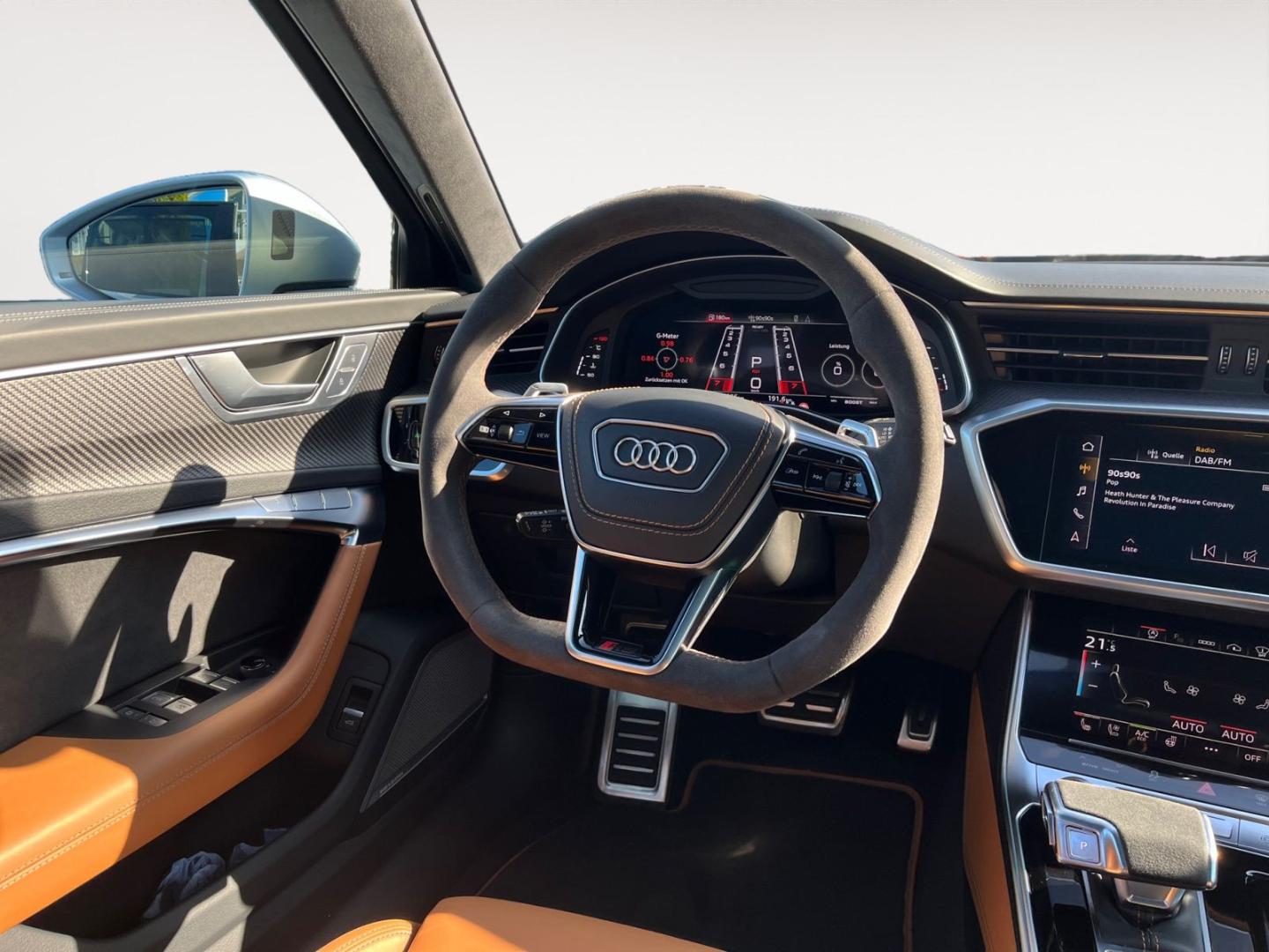 Image about Audi RS 6 Avant performance TFSI quattro tiptronic