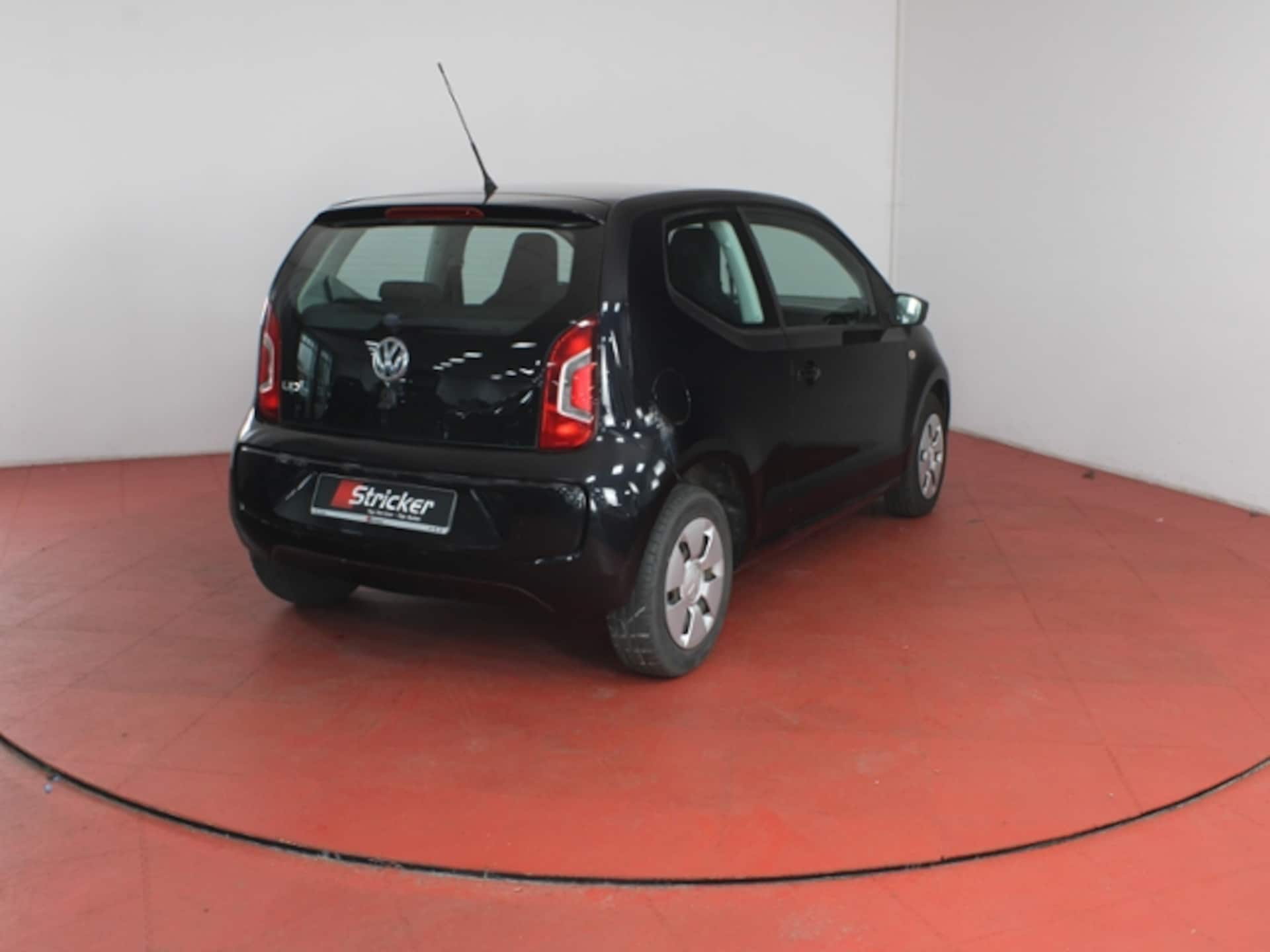 Volkswagen up! move up!