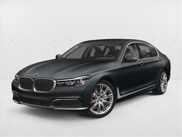 Photo of 2019 BMW 740i 