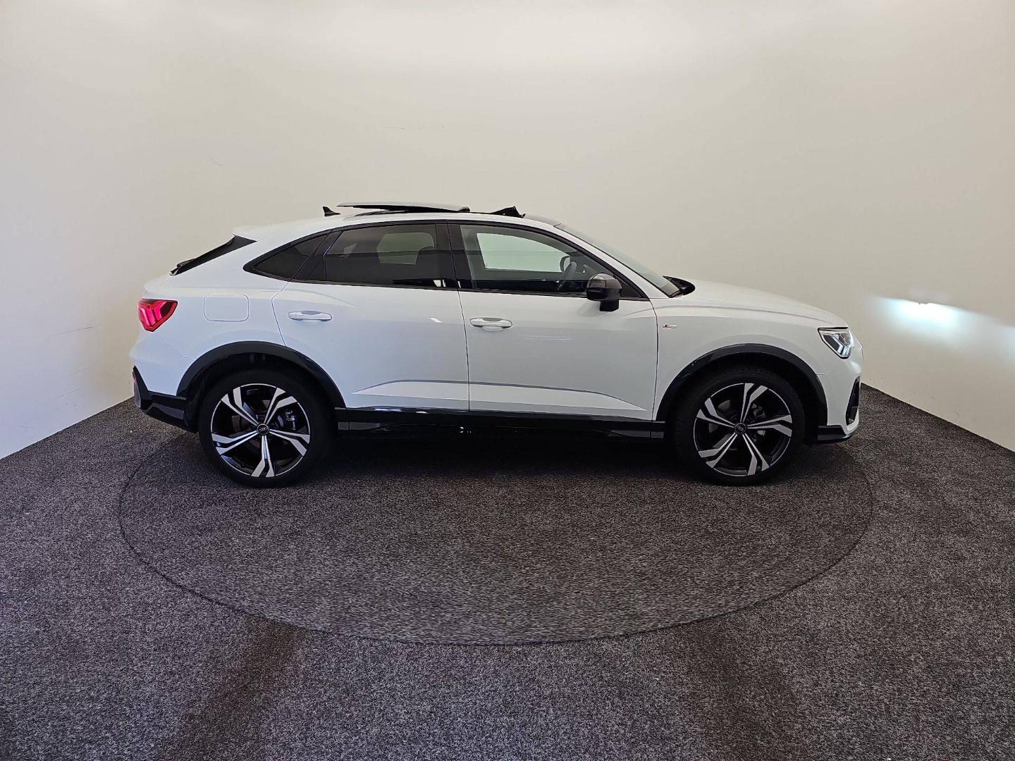 Image about Audi Q3 Sportback S line 35 TDI 110 kW (150 ch) S tronic