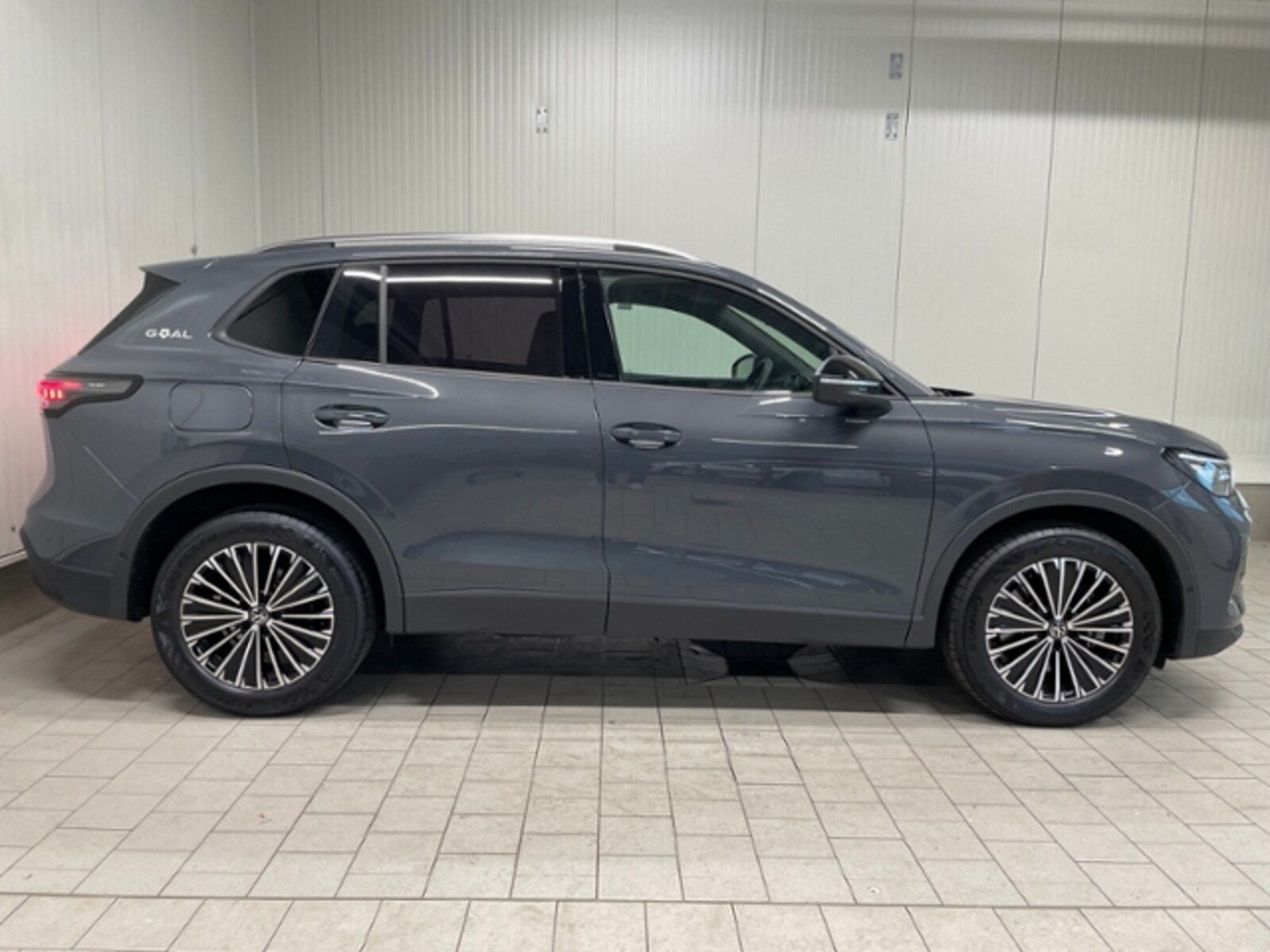 Volkswagen Tiguan – Bild 9