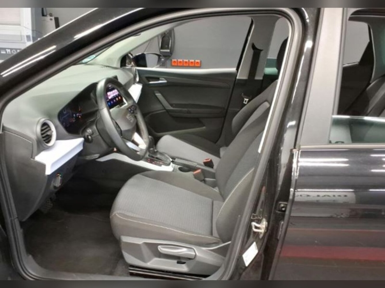 SEAT Arona – Bild 6