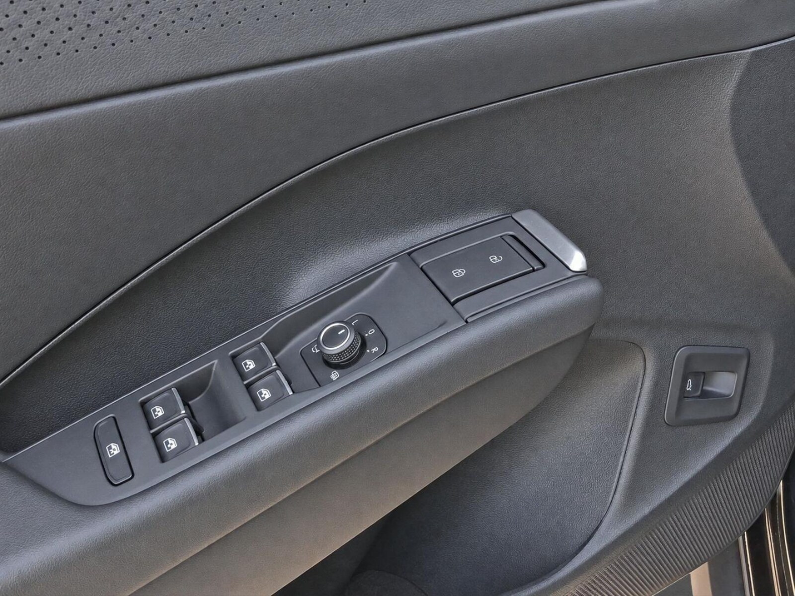Volkswagen T-Roc – Bild 13