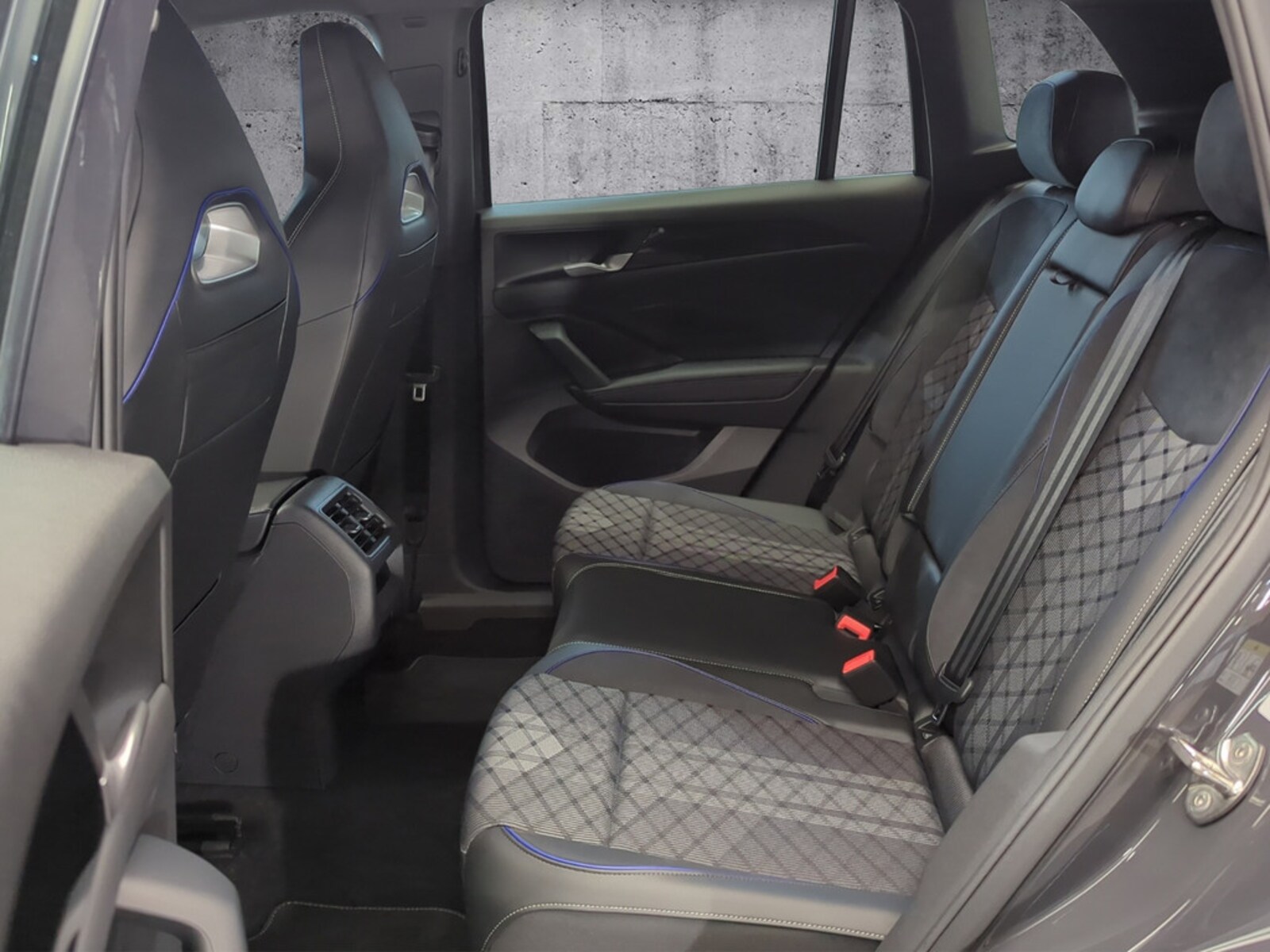 Volkswagen Tiguan – Bild 12