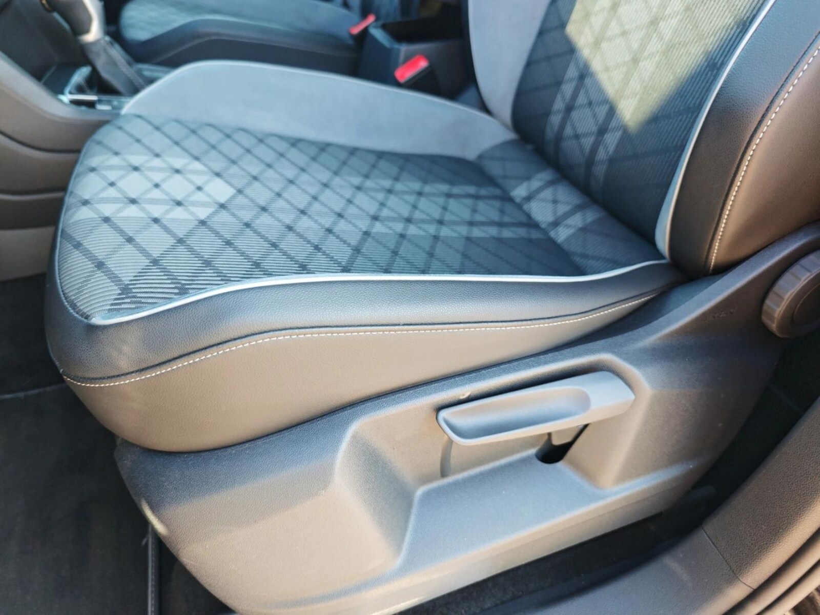 Volkswagen Tiguan – Bild 19