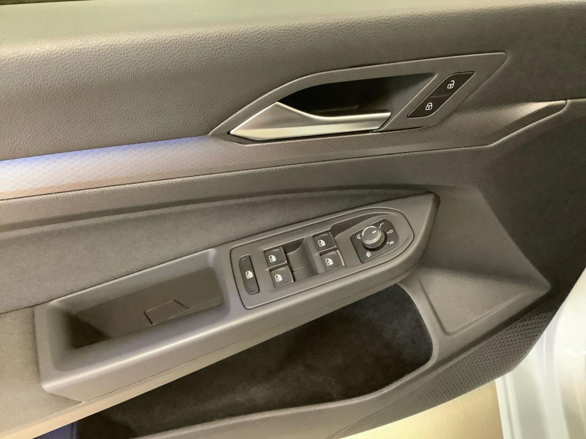 Volkswagen Golf Active