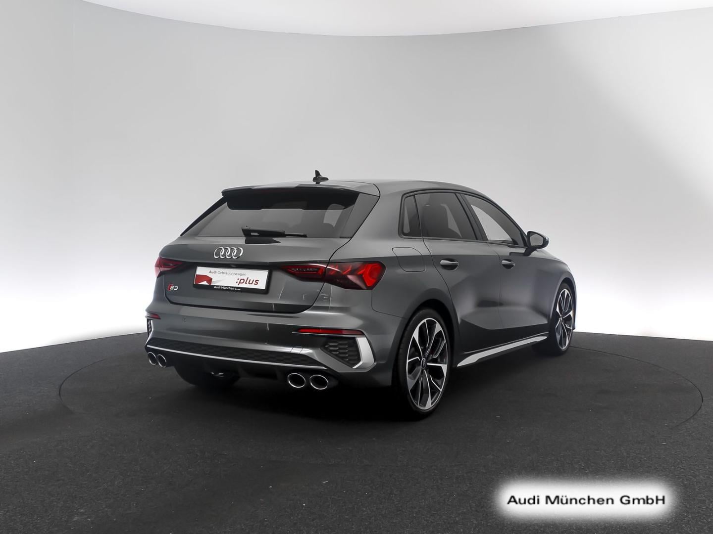Bild über Audi S3 Sportback TFSI quattro S tronic - für weitere Informationen kontaktieren Sie den Audi Partner