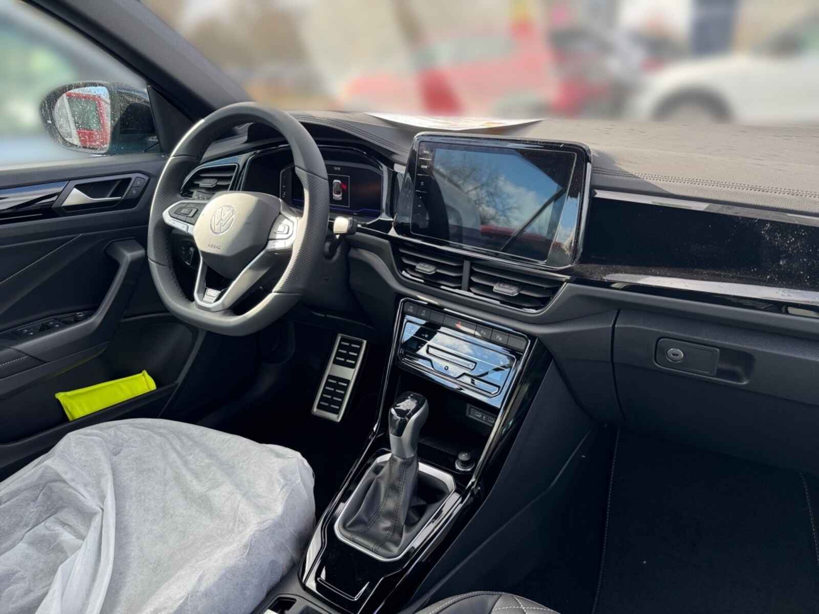 Volkswagen T-Roc Cabriolet – Bild 12