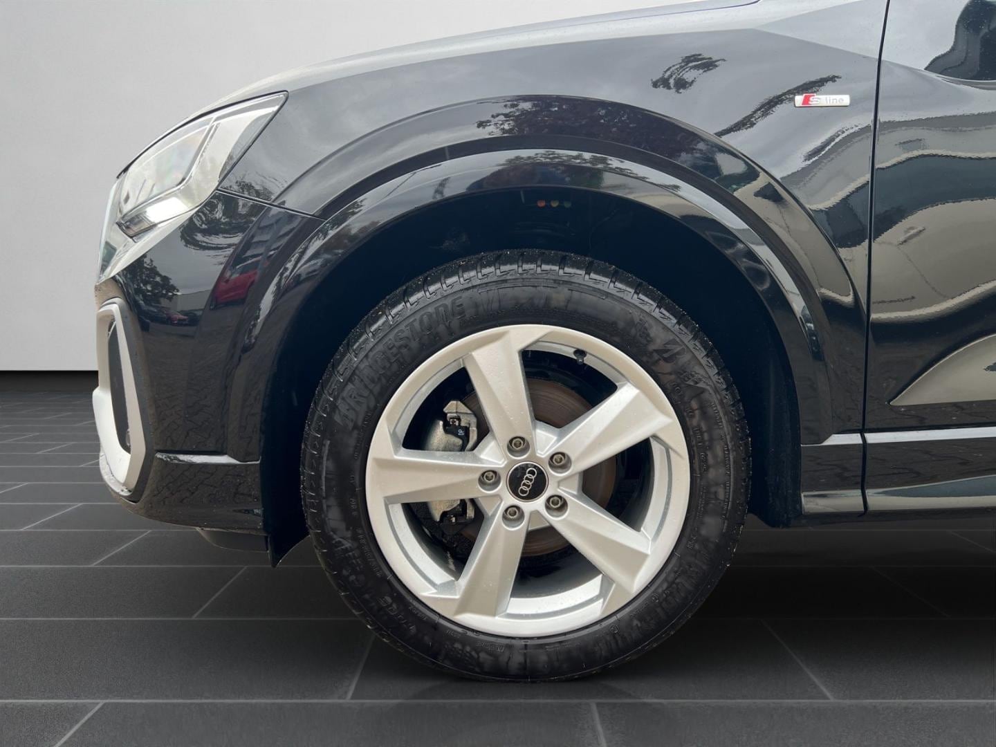 Bild über Audi Q2 S line 35 TFSI S tronic - für weitere Informationen kontaktieren Sie den Audi Partner