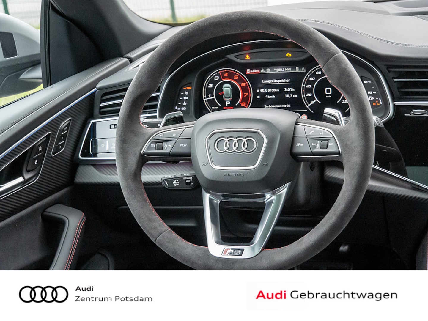 Bild über Audi RS Q8 SUV TFSI quattro 471 kW tiptronic - für weitere Informationen kontaktieren Sie den Audi Partner