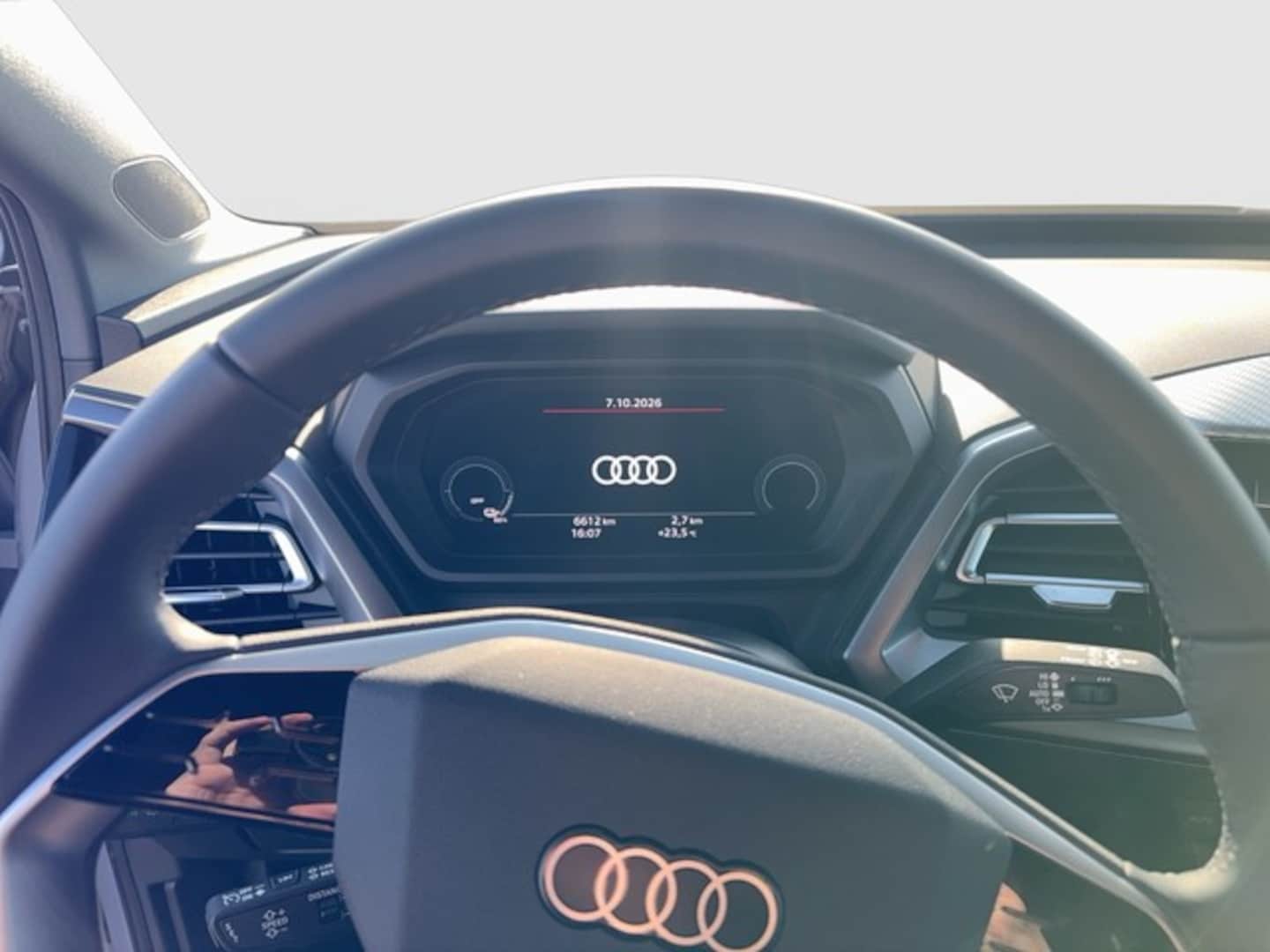 Bild über Audi Q4 e-tron 40 e-tron - für weitere Informationen kontaktieren Sie den Audi Partner