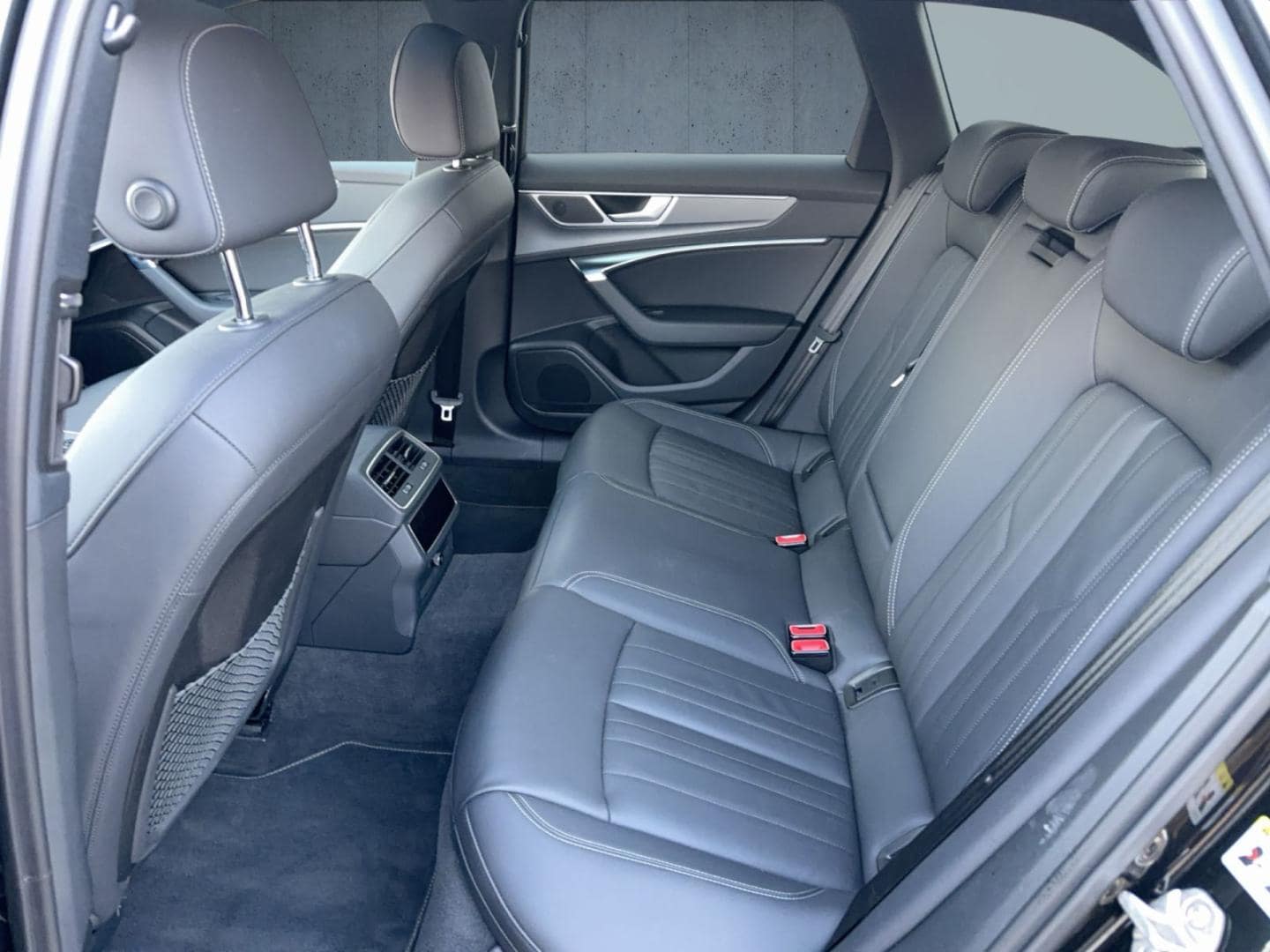 Bild über Audi A6 Avant advanced 45 TFSI quattro S tronic - für weitere Informationen kontaktieren Sie den Audi Partner