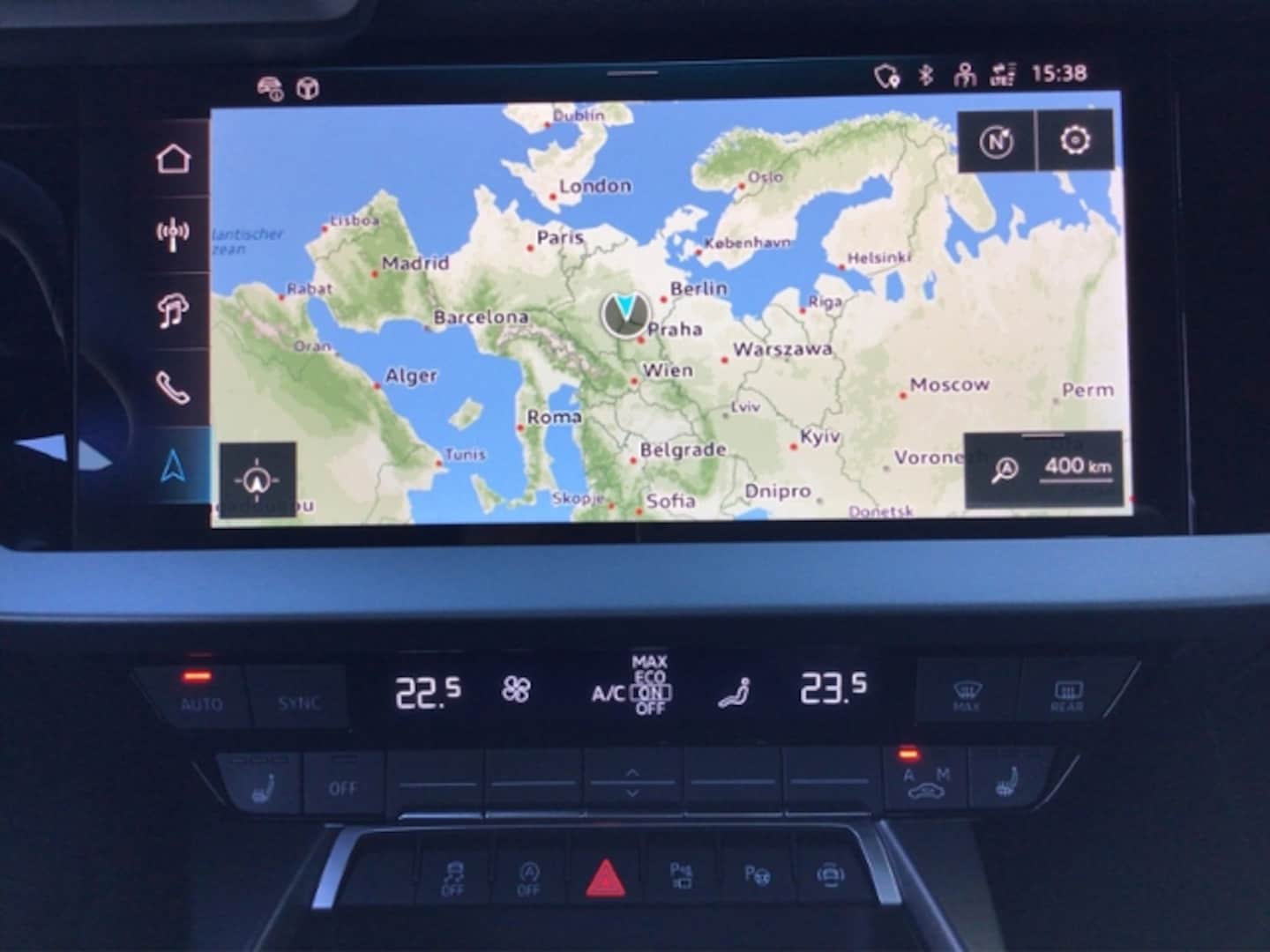 Bild über Audi A3 Sportback 30 TDI Schaltgetriebe - für weitere Informationen kontaktieren Sie den Audi Partner