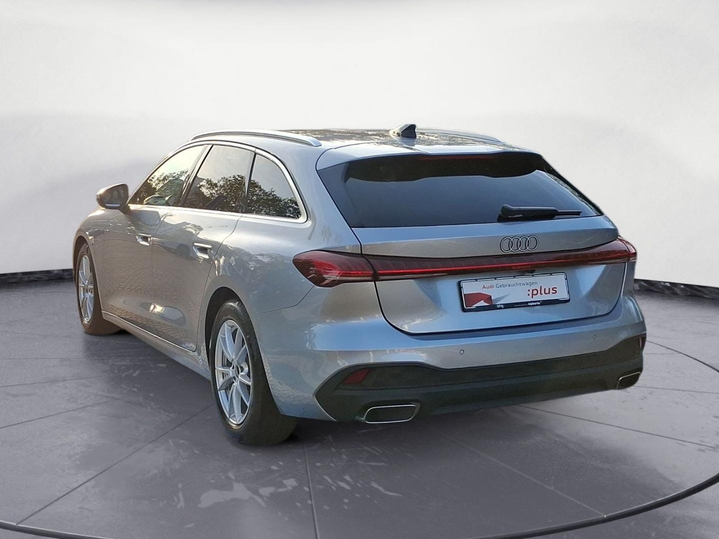 Bild über Audi A5 Avant TFSI S tronic - für weitere Informationen kontaktieren Sie den Audi Partner