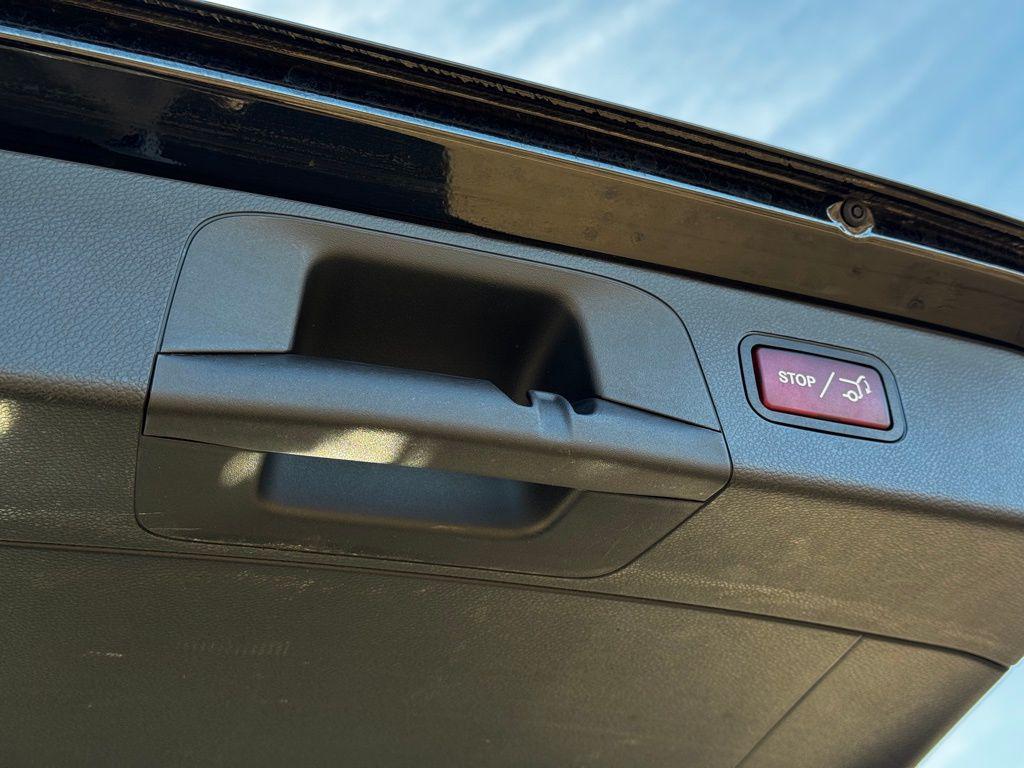 2019 Mercedes-Benz GLC GLC300 - Photo 11