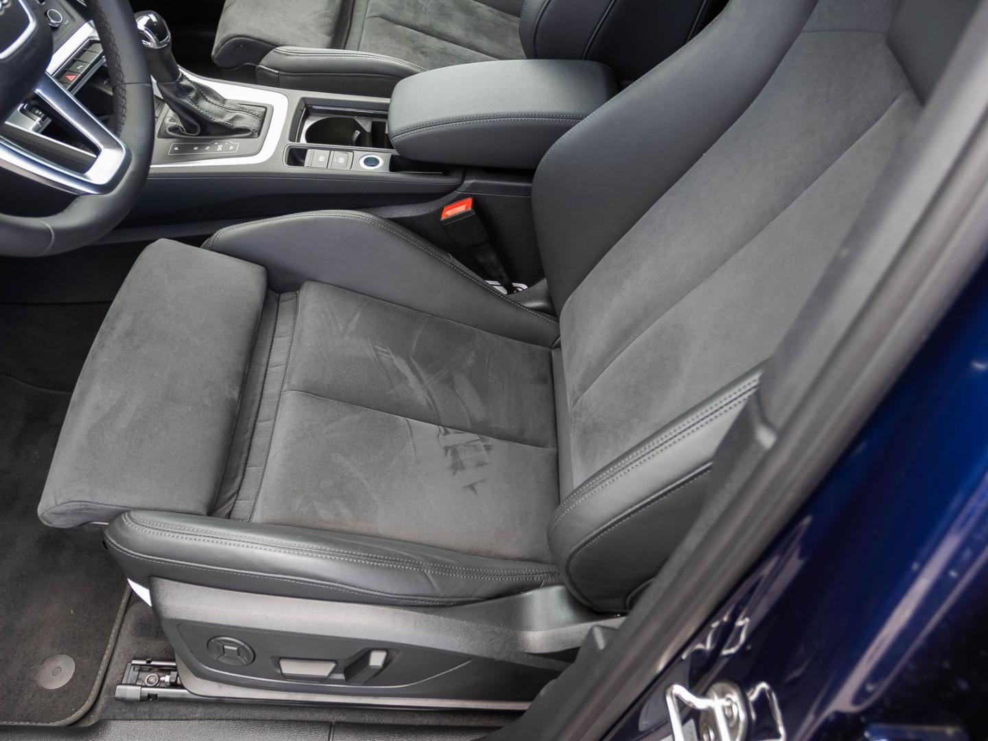 Bild über Audi Q3 Sportback S line 35 TFSI S tronic - für weitere Informationen kontaktieren Sie den Audi Partner