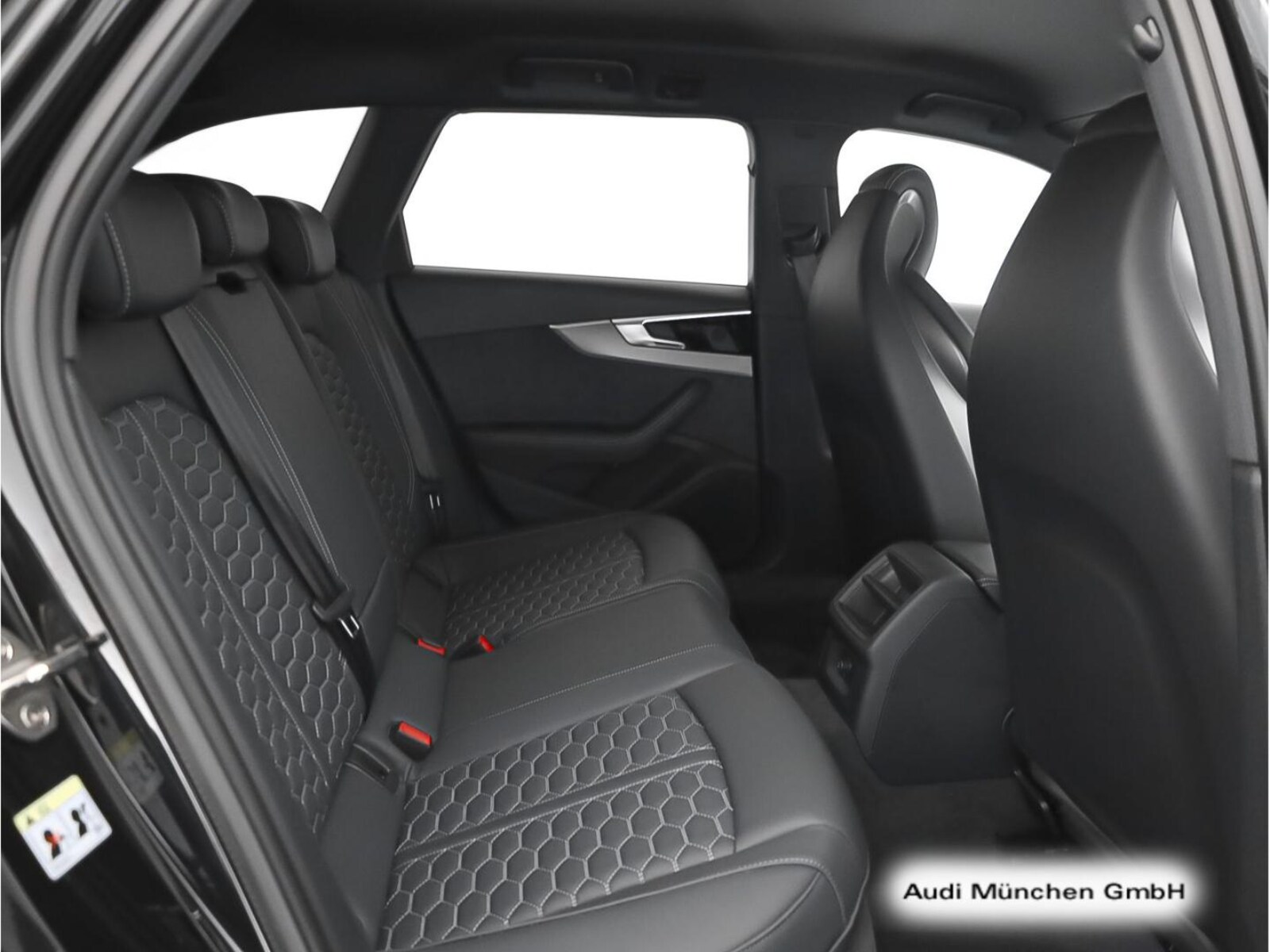 Audi RS 4 Avant – Bild 12