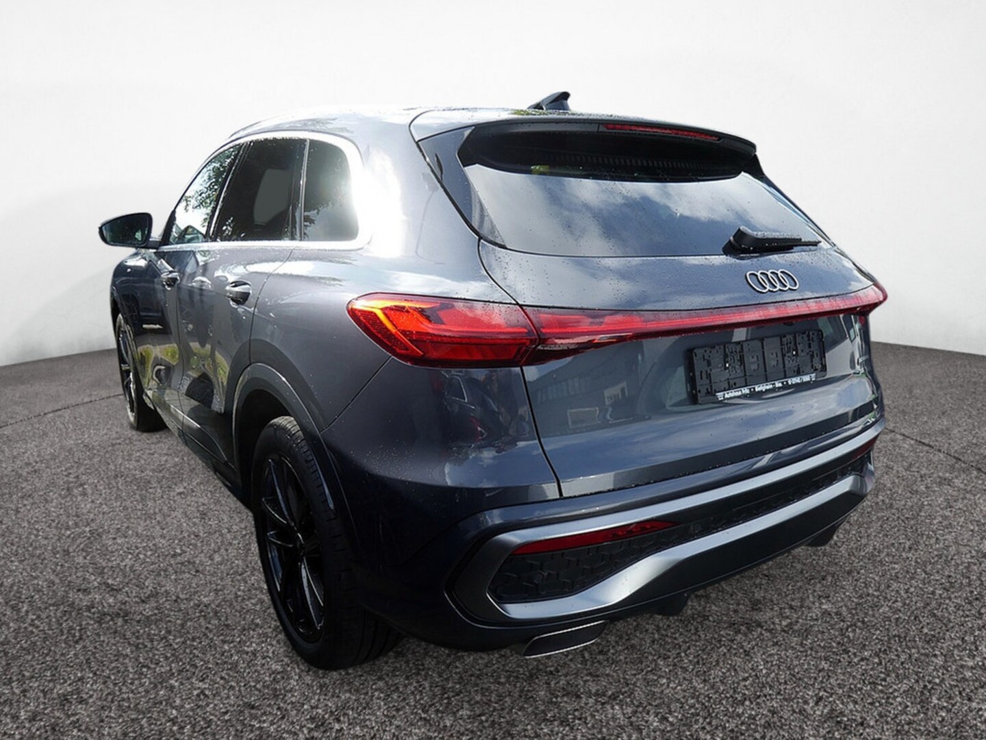 Bild über Audi Q5 SUV TFSI quattro 150 kW S tronic - für weitere Informationen kontaktieren Sie den Audi Partner