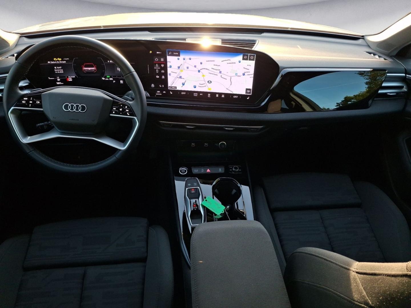 Bild über Audi A5 Avant TFSI S tronic - für weitere Informationen kontaktieren Sie den Audi Partner