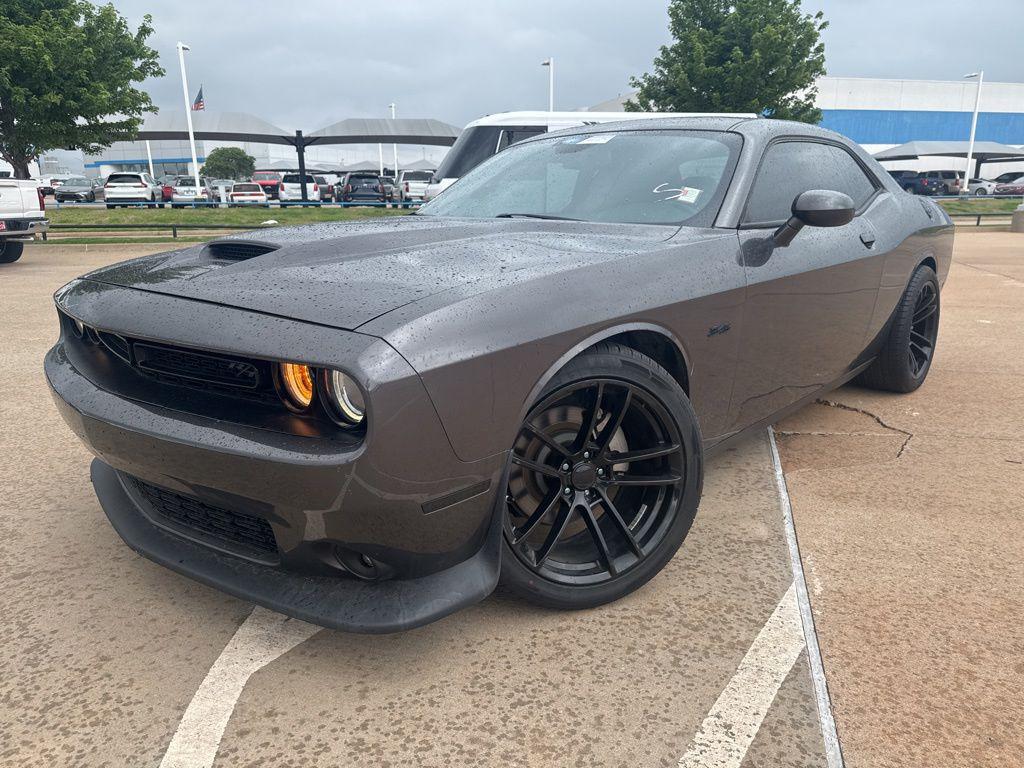 2023 Dodge Challenger R/T's photo