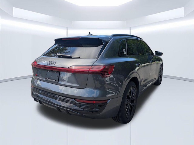 2024 Audi Q8 e-tron