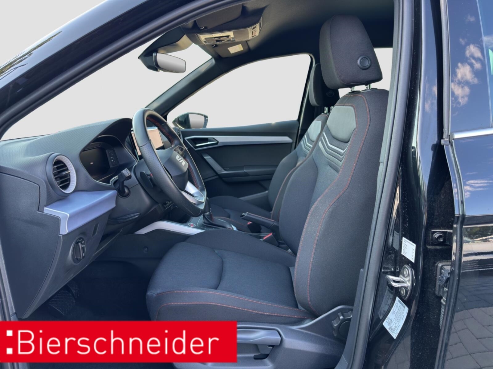 SEAT Arona – Bild 12