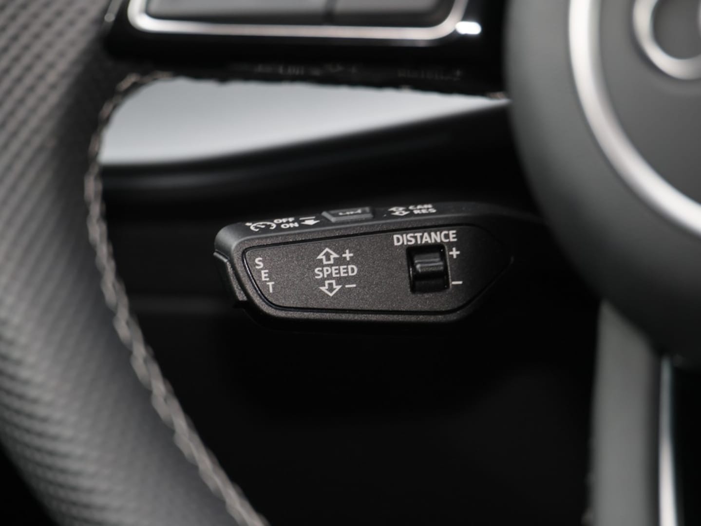 Bild über Audi A3 Limousine advanced 30 TFSI Schaltgetriebe - für weitere Informationen kontaktieren Sie den Audi Partner