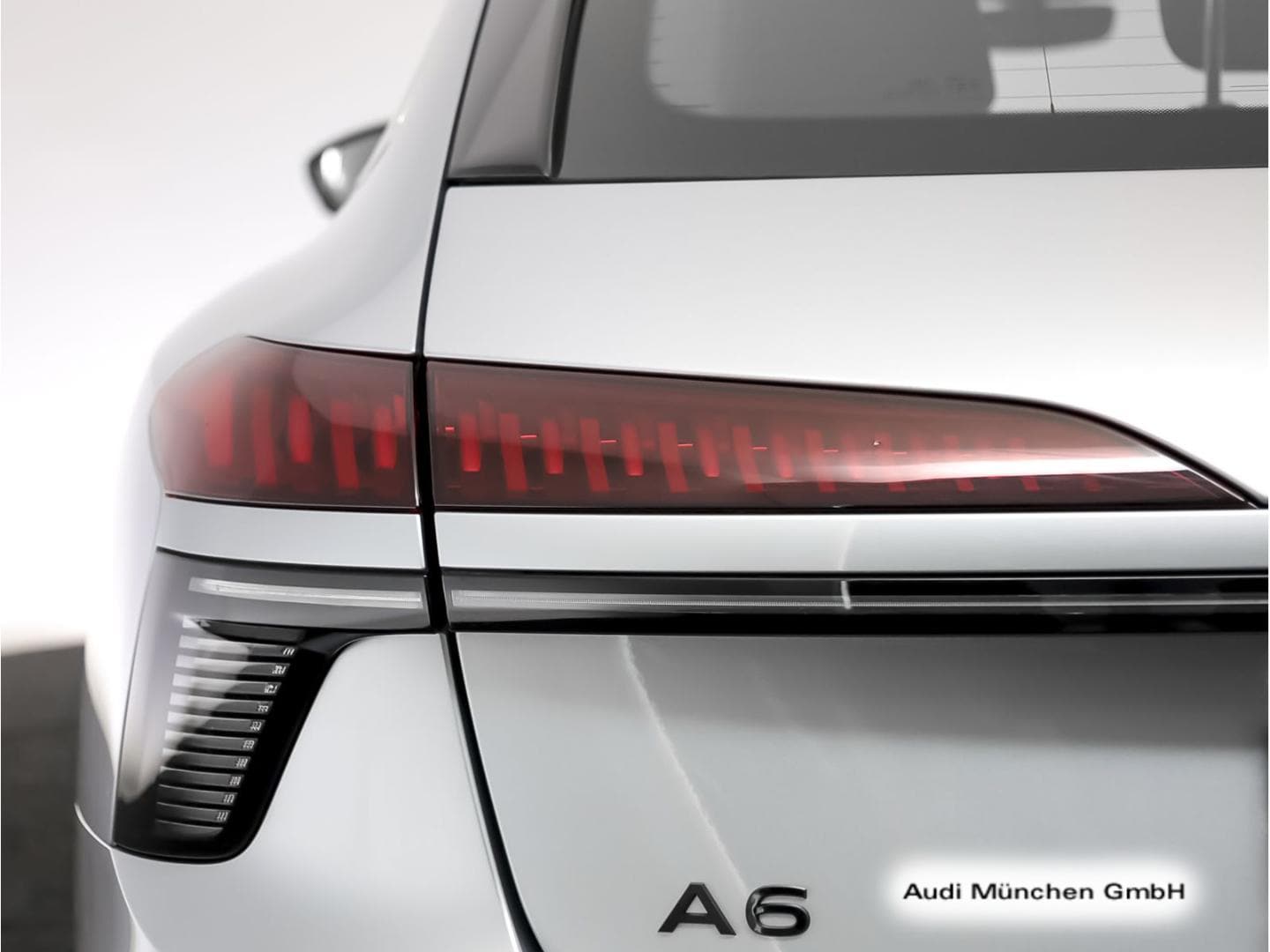 Bild über Audi A6 Avant TDI quattro 150 kW S tronic - für weitere Informationen kontaktieren Sie den Audi Partner