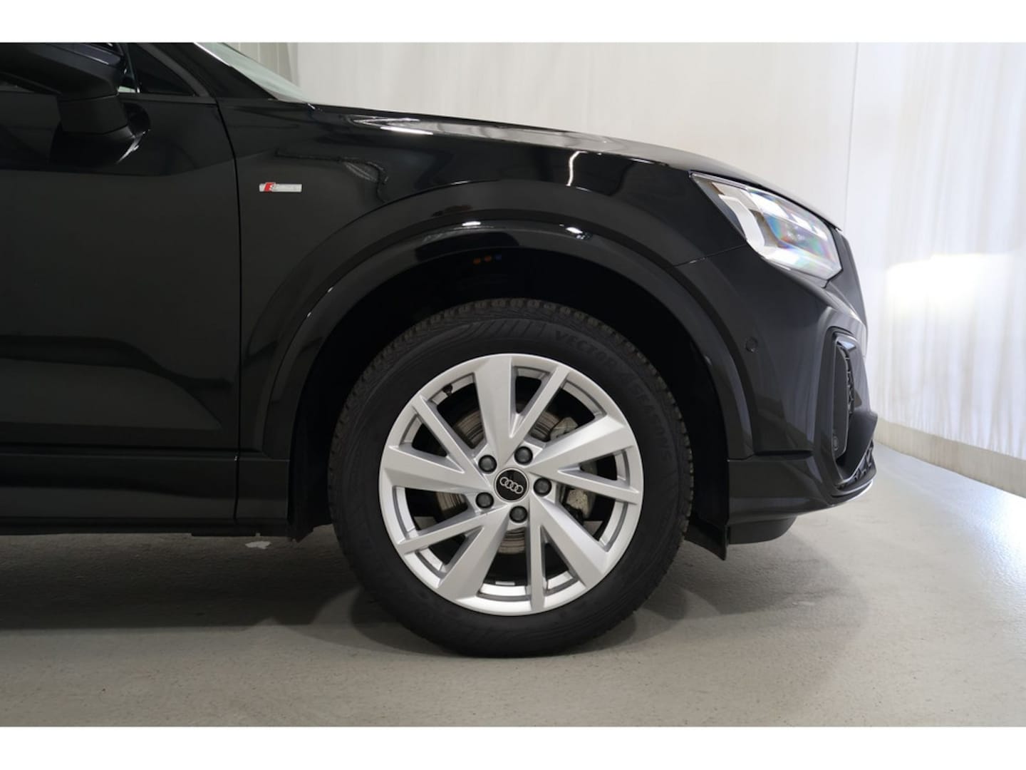 Bild über Audi Q2 S line 35 TFSI S tronic - für weitere Informationen kontaktieren Sie den Audi Partner
