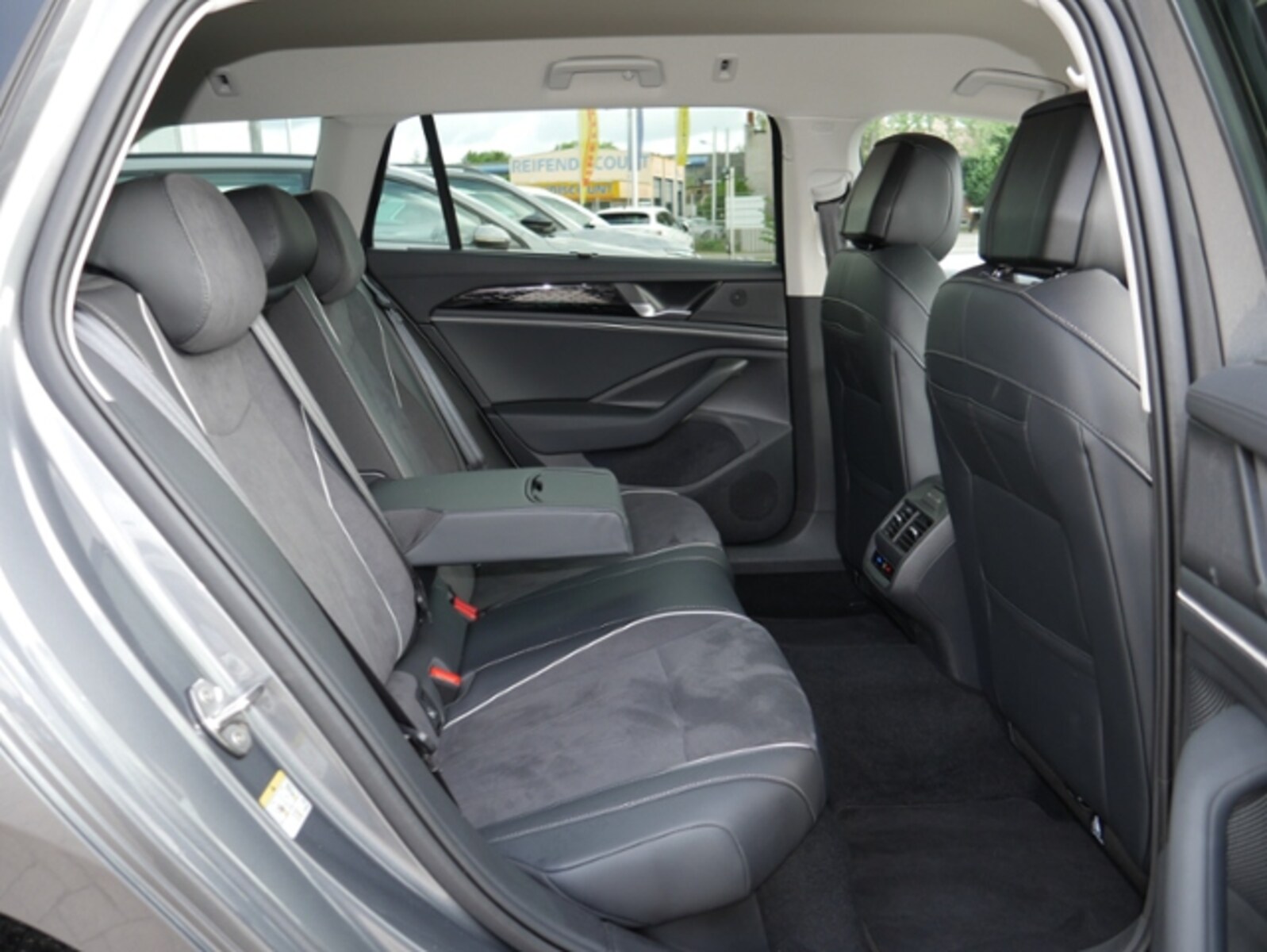 Volkswagen Passat – Bild 5