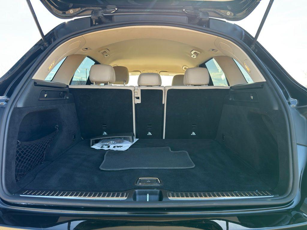 2019 Mercedes-Benz GLC GLC300 - Photo 13