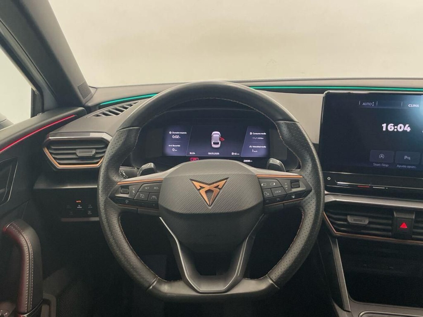 CUPRA Leon Sportstourer 1.5 eTSI DSG 110 kW (150 CV) — photo 15