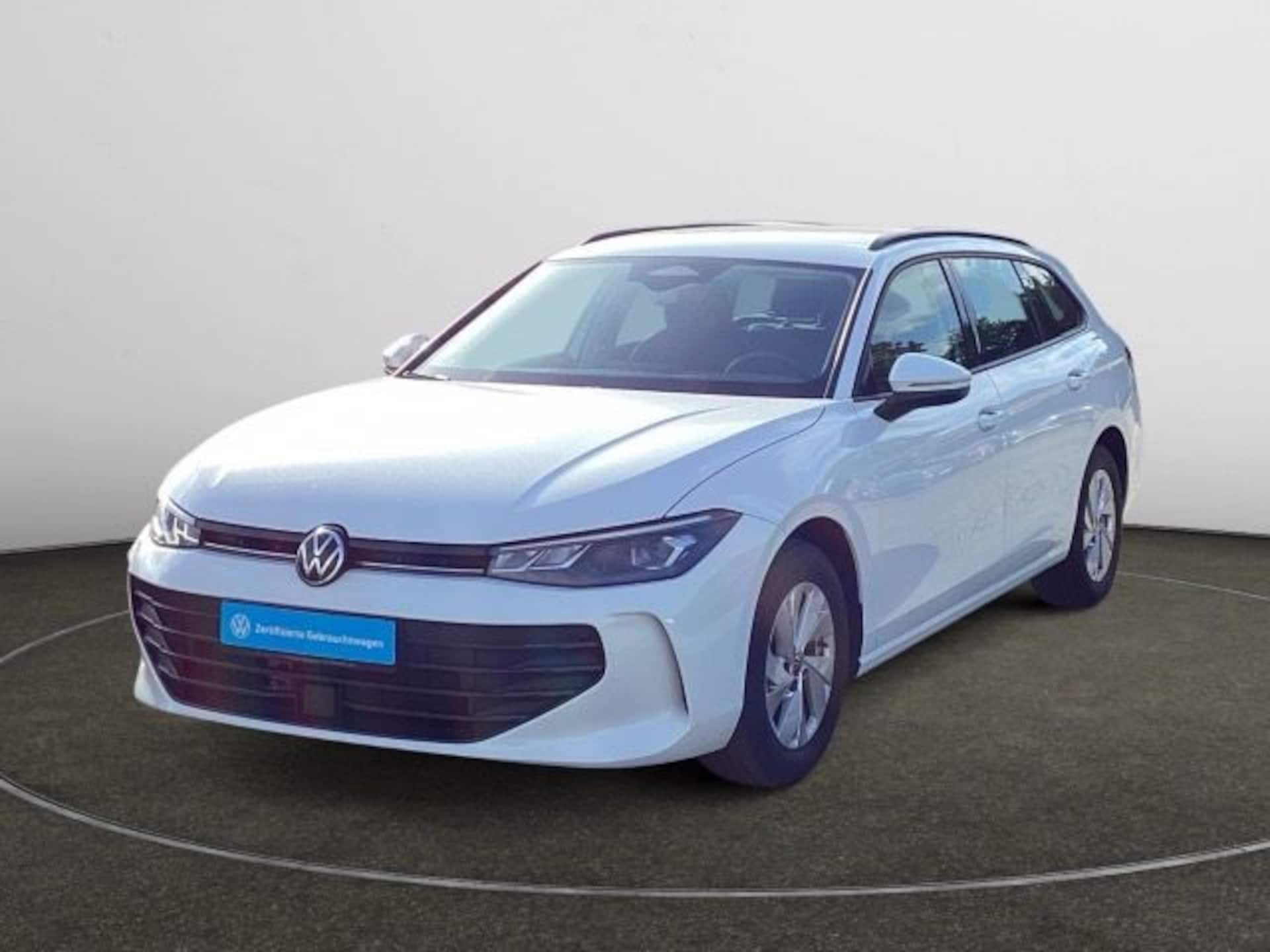 Volkswagen Passat Basis-Modell