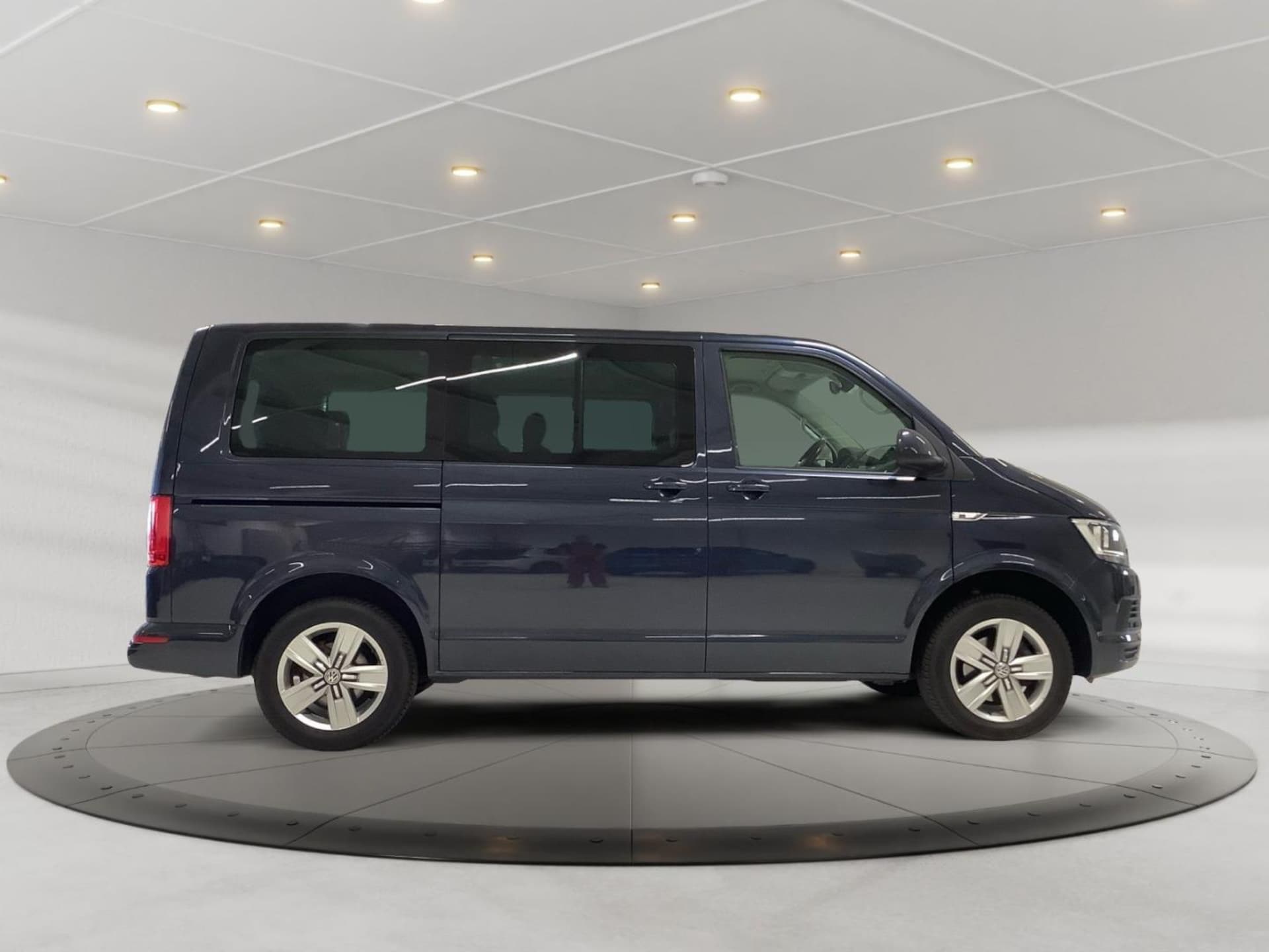 Volkswagen T6 Multivan Comfortline