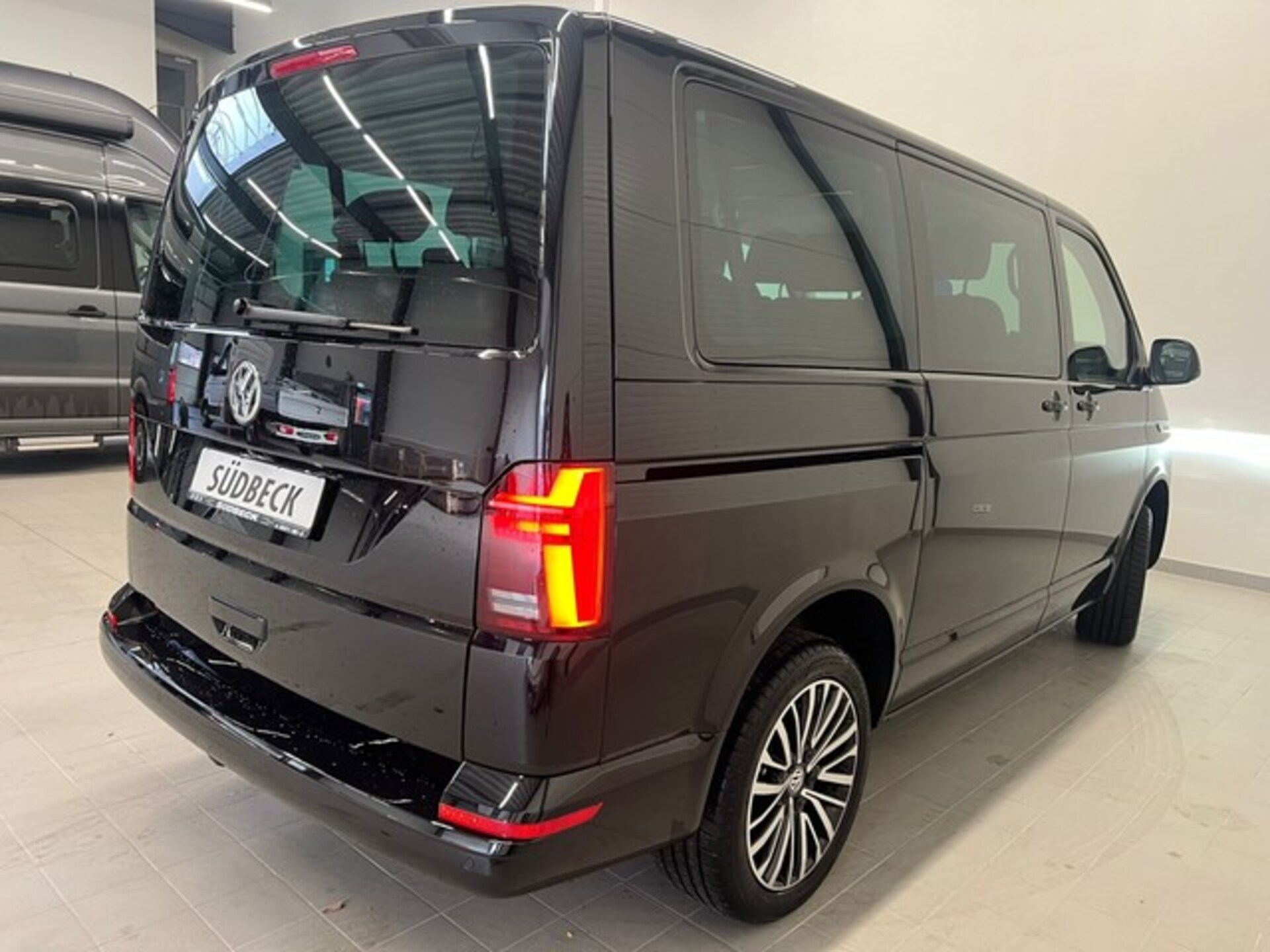 Volkswagen T6.1 Caravelle kurzer Radstand Comfortline