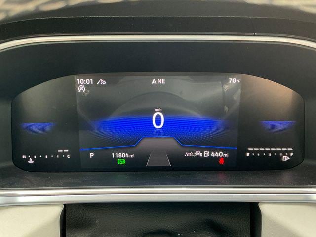 2025 Volkswagen Taos