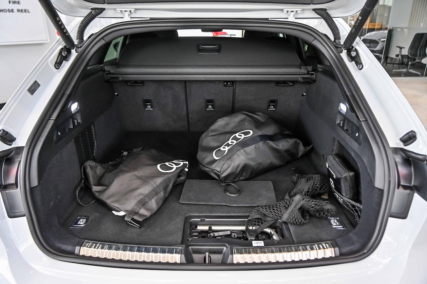 Image about Audi A5 Avant TFSI e e-hybrid quattro 270 kW S tronic