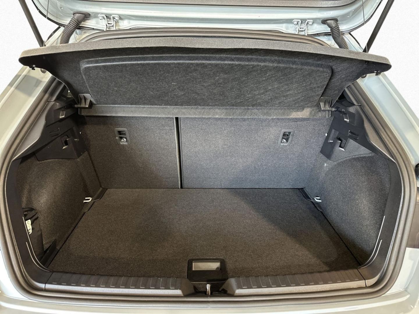 Bild über Audi A1 Sportback S line 30 TFSI S tronic - für weitere Informationen kontaktieren Sie den Audi Partner