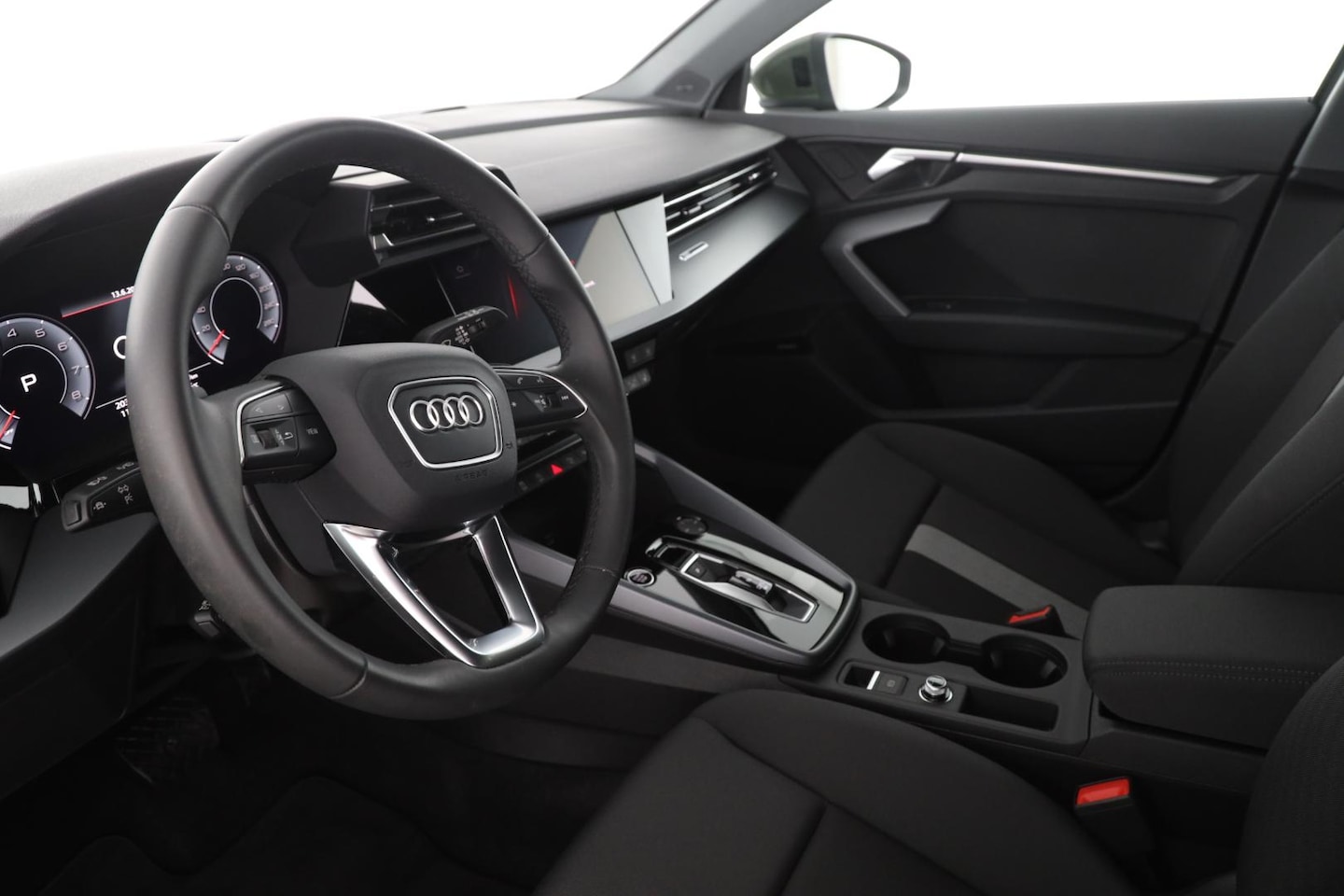 Bild über Audi A3 Sportback advanced 30 TFSI S tronic - für weitere Informationen kontaktieren Sie den Audi Partner