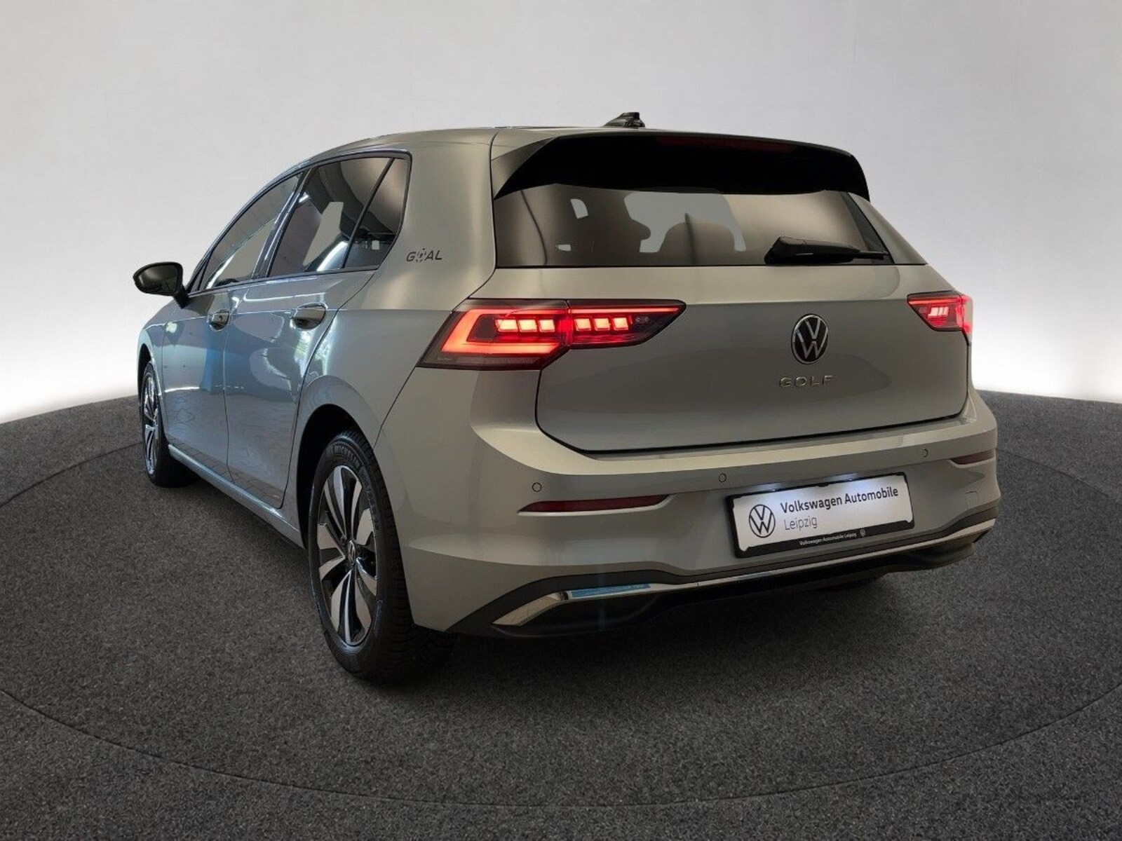 Volkswagen Golf – Bild 2