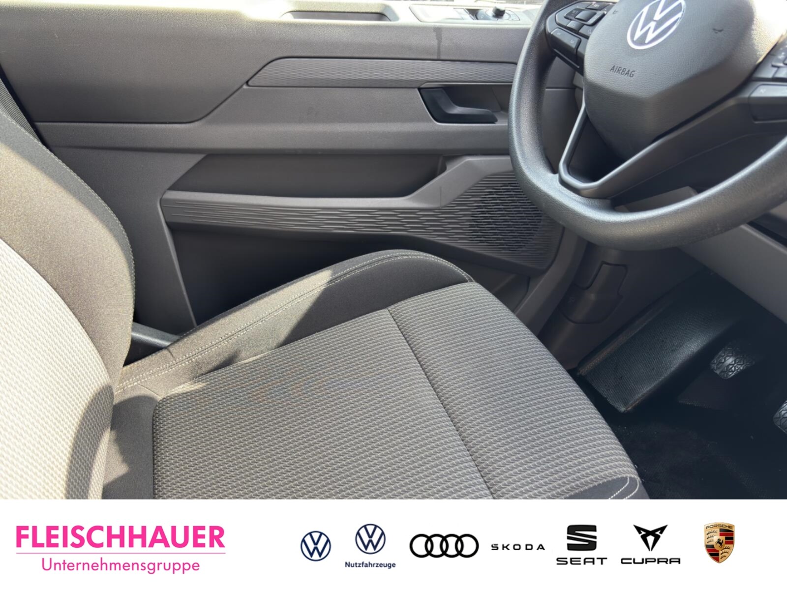 Volkswagen Transporter Kasten kurzer Radstand – Bild 15