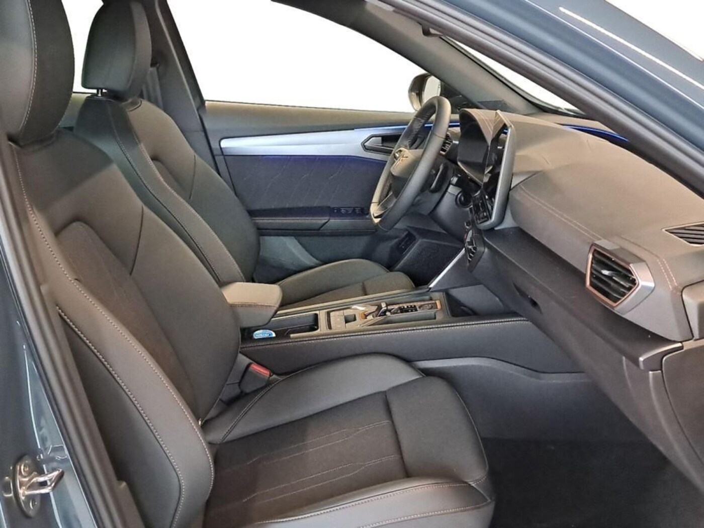 CUPRA Formentor 1.5 TSI e-Hybrid DSG 150 kW (204 CV) — photo 5