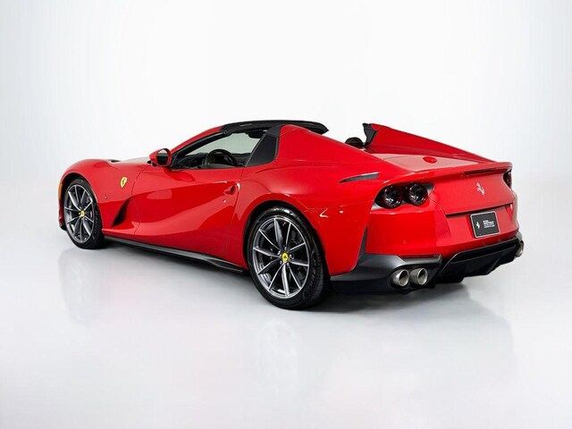 2021 Ferrari 812 GTS