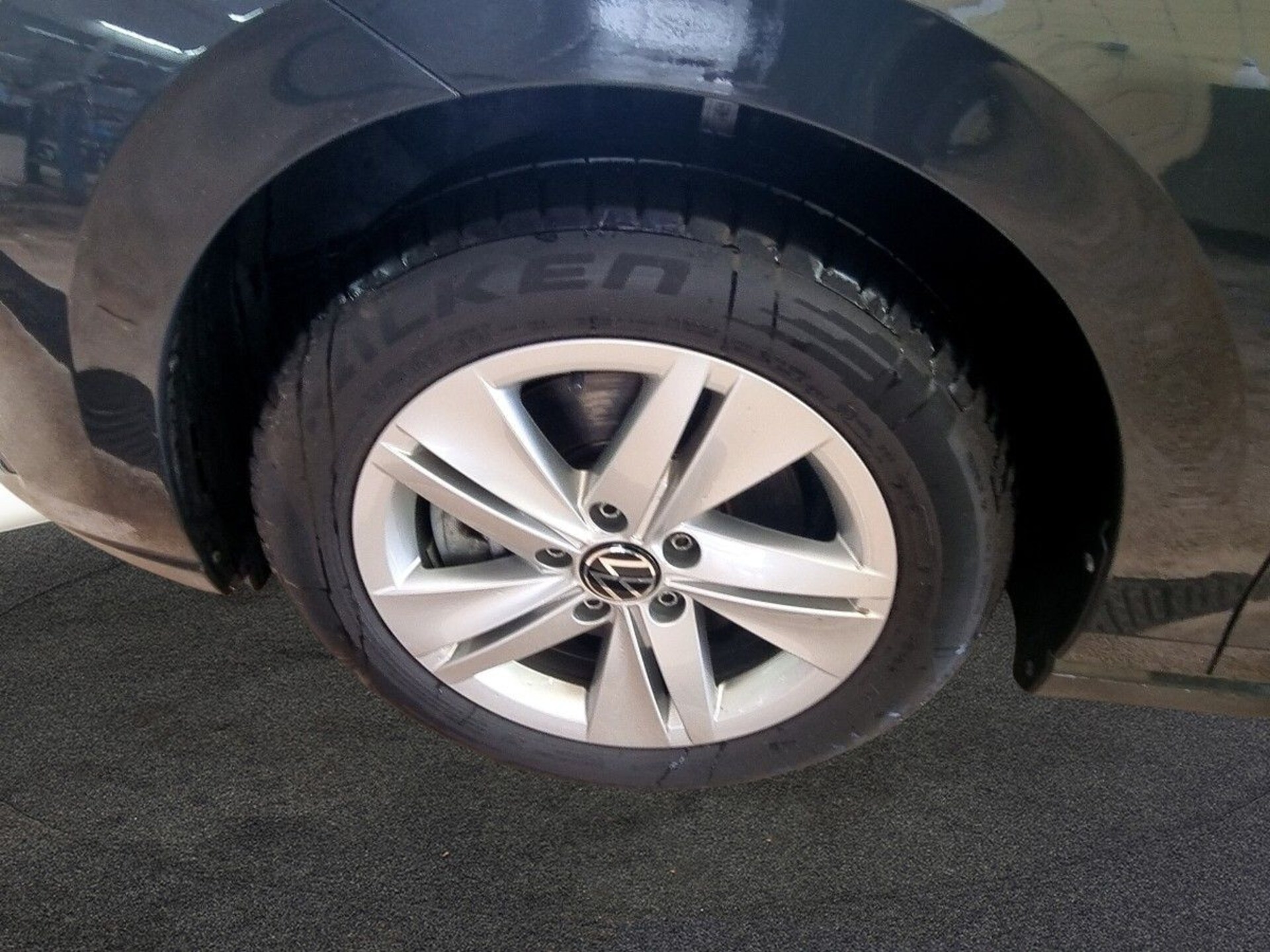 Volkswagen Golf Variant Life