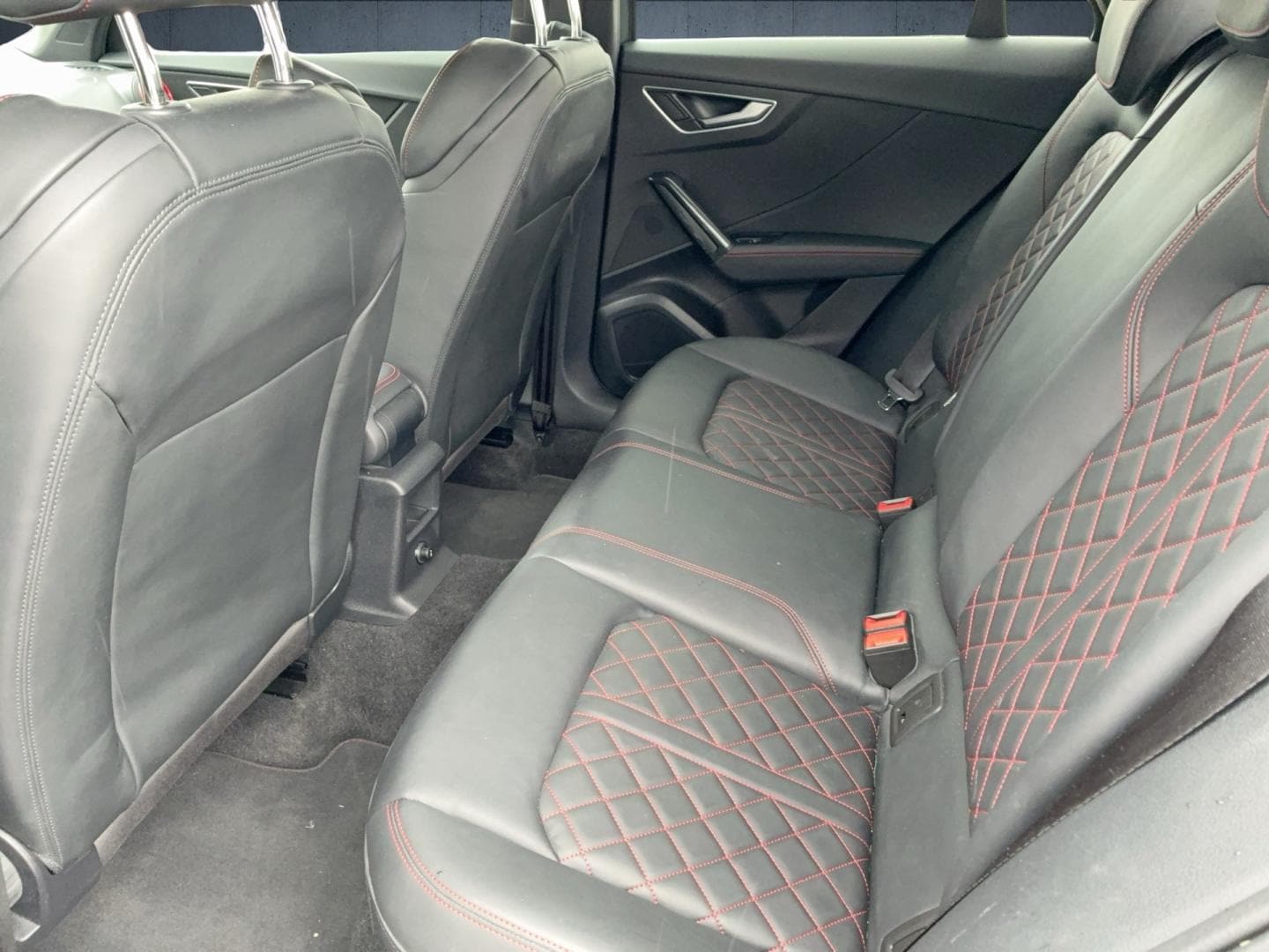 Bild über Audi Q2 S line 35 TFSI S tronic - für weitere Informationen kontaktieren Sie den Audi Partner