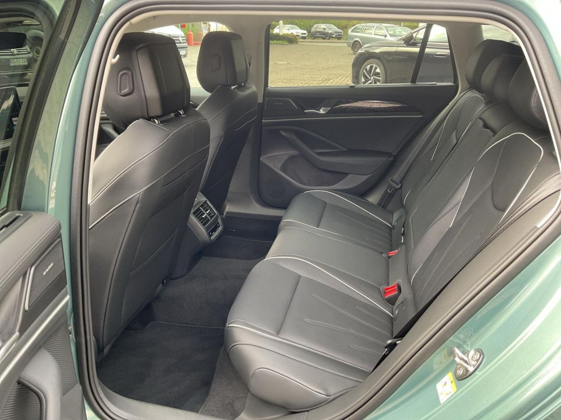 Volkswagen Passat Elegance
